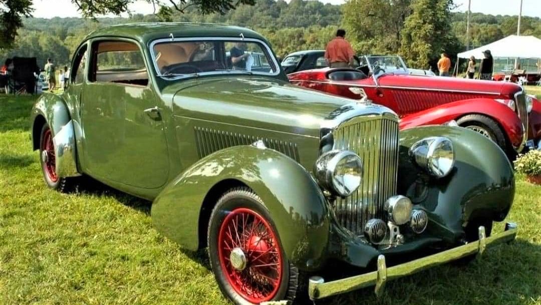 myimgs/ArtDecoCars1937-60/1938 Bentley.jpg